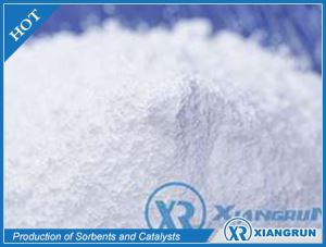 Alacsony szilíciumú makroporózus pszeudo-boimit